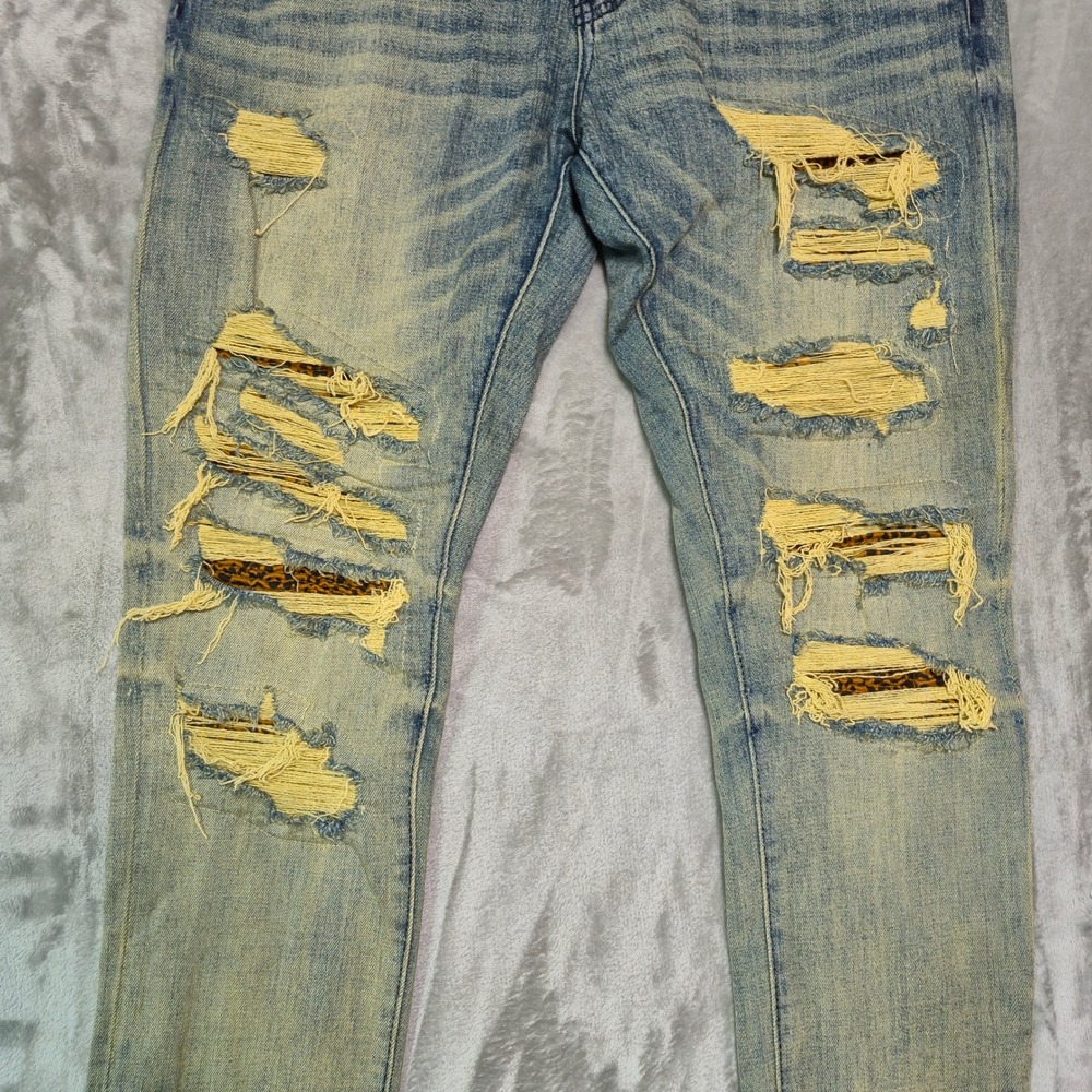 Fashion Nova Men Distressed Leopard Print Inset Jeans Vintage Blue Wash Size 34 - Picture 2 of 7